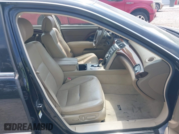 2005 Acura RL z VIN JH4KB16545C018873, wystawiony jako IAAI lot #42423476 z przebiegiem 237 834 mil mil oraz . Historia ofert i sprzedaży dostępna na DreamBid. Obrazek 5.