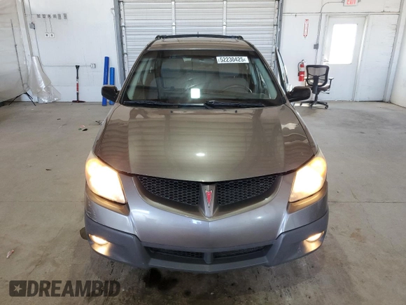 2004 Pontiac Vibe with VIN 5Y2SM62844Z407808, listed as a Copart auction lot 52230425 with 233,304 mi miles and Salvage title. Bid and sale history available at DreamBid. Image 5.