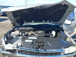 2004 Chevrolet Tahoe LT with VIN 1GNEC13ZX4J108596, listed as a IAAI auction lot 41612043 with 1 mi miles. Bid and sale history available at carsss.com. Image 10.