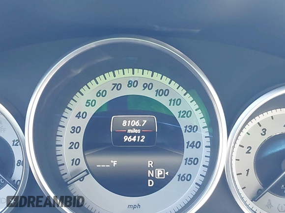 2014 Mercedes-Benz E 350 Sport with VIN WDDHF5KB8EA985121, listed as a IAAI auction lot 42124448 with 96,412 mi miles and . Bid and sale history available at DreamBid. Image 7.