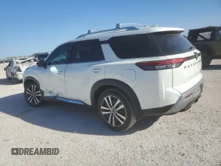 2022 Nissan Pathfinder Platinum with VIN 5N1DR3DHXNC200040, listed as a Copart auction lot 48653225 with 70,171 mi miles and Salvage title. Bid and sale history available at DreamBid. Image 2.