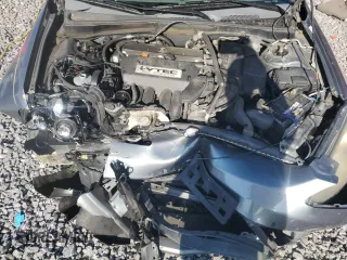 2006 Acura RSX z VIN JH4DC54826S007470, wystawiony jako Copart lot #52934855 z przebiegiem 183 719 mil mil oraz Szkoda całkowita • Salvage title. Historia ofert i sprzedaży dostępna na DreamBid. Obrazek 11.