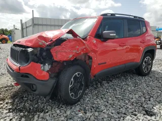 2017 Jeep Renegade Trailhawk z VIN ZACCJBCBXHPG37437, wystawiony jako Copart lot #59853155 z przebiegiem 83 895 mil mil oraz Szkoda całkowita • Salvage title. Historia ofert i sprzedaży dostępna na DreamBid. Obrazek 1.