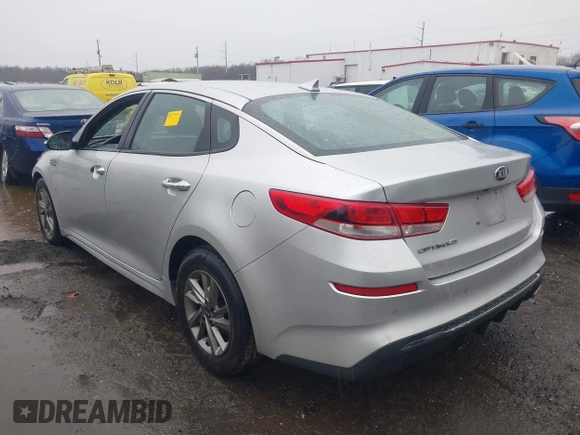 2019 Kia Optima LX with VIN 5XXGT4L31KG348622, listed as a IAAI auction lot 41726487 with 100,286 mi miles. Bid and sale history available at carsss.com. Image 3.