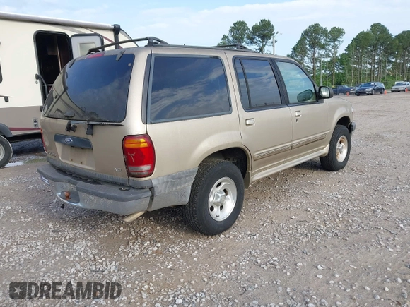 1999 Ford Explorer XLT with VIN 1FMZU34E3XUA80301, listed as a IAAI auction lot 42094304 with 145,373 mi miles and . Bid and sale history available at DreamBid. Image 4.