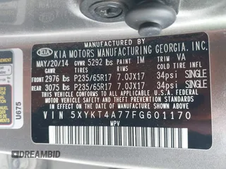 2015 Kia Sorento LX with VIN 5XYKT4A77FG601170, listed as a IAAI auction lot 42080945 with 206,689 mi miles. Bid and sale history available at carsss.com. Image 9.
