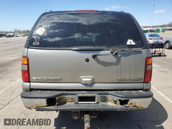 2003 Chevrolet Suburban LT with VIN 3GNGK26U33G194528, listed as a Copart auction lot 53511935 with 202,873 mi miles and Clean Title. Bid and sale history available at carsss.com. Image 6.