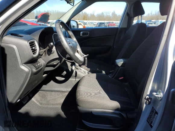 2022 Hyundai Venue SEL with VIN KMHRC8A33NU181189, listed as a Copart auction lot 49508585 with 16,024 mi miles and Salvage Title. Bid and sale history available at DreamBid. Image 7.