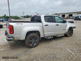 2019 Chevrolet Colorado 4WD LT with VIN 1GCGTCENXK1303618, listed as a Copart auction lot 61924754 with 80,904 mi miles and Salvage Title. Bid and sale history available at carsss.com. Image 3.