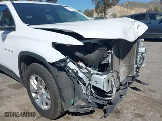 2021 Chevrolet Traverse LS with VIN 1GNERFKW5MJ261535, listed as a IAAI auction lot 41595403 with 60,967 mi miles. Bid and sale history available at carsss.com. Image 19.