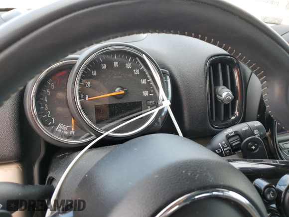 2020 MINI Countryman Cooper S with VIN WMZYW7C07L3L63131, listed as a Copart auction lot 73876194 with 0 mi miles and Non Repairable. Bid and sale history available at carsss.com. Image 9.