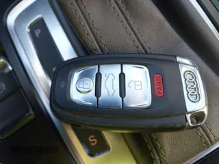 2012 Audi Q5 Premium с VIN WA1CFAFP9CA060874, выставлен на аукционе IAAI как лот 41365109 с пробегом 96 083 миль миль и . История ставок и продаж доступна на DreamBid. Изображение 11.