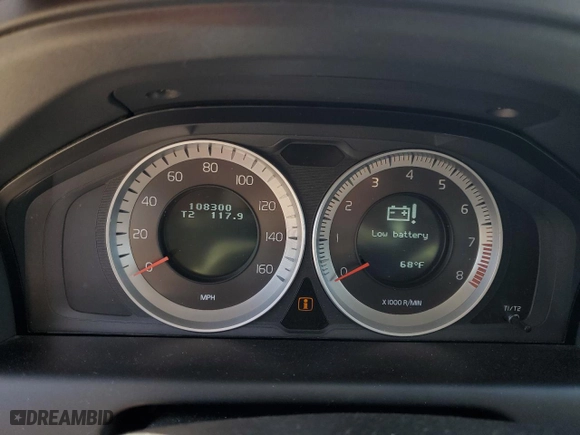 2013 Volvo XC60 3.2L with VIN YV4952DZ5D2429140, listed as a Copart auction lot 48192445 with 108,300 mi miles and Salvage Title. Bid and sale history available at carsss.com. Image 9.