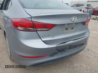 2017 Hyundai Elantra SE z VIN 5NPD74LF7HH150206, wystawiony jako IAAI lot #42382856 z przebiegiem 133 240 mil mil oraz . Historia ofert i sprzedaży dostępna na DreamBid. Obrazek 6.