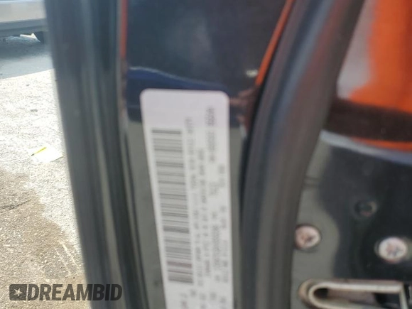 2017 Ram 1500 Express z VIN 1C6RR7KG6HS858306, wystawiony jako Copart lot #62990605 z przebiegiem 102 444 mil mil oraz Czysty tytuł • Clean title. Historia ofert i sprzedaży dostępna na DreamBid. Obrazek 13.