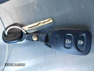 2016 Hyundai Accent SE z VIN KMHCT4AEXGU127858, wystawiony jako IAAI lot #41847611 z przebiegiem 146 096 mil mil oraz . Historia ofert i sprzedaży dostępna na DreamBid. Obrazek 11.