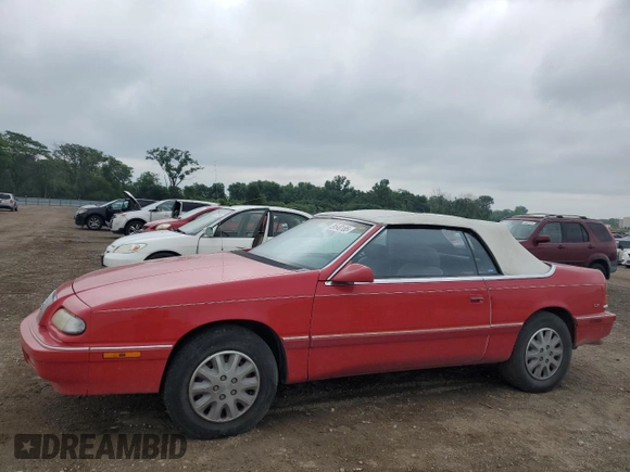 1995 Chrysler LeBaron z VIN 1C3EU4531SF597149, wystawiony jako Copart lot #59540185 z przebiegiem 79 932 mil mil oraz Czysty tytuł • Clean title. Historia ofert i sprzedaży dostępna na DreamBid. Obrazek 1.