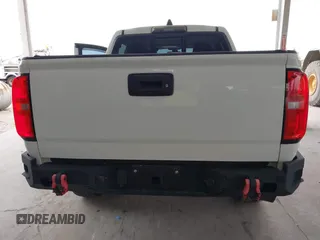 2020 Chevrolet Colorado 2WD Z71 with VIN 1GCGSDEN2L1159458, listed as a IAAI auction lot 42412924 with 90,011 mi miles and . Bid and sale history available at DreamBid. Image 17.
