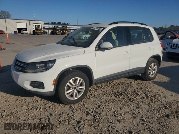 2016 Volkswagen Tiguan SE with VIN WVGBV7AX8GW029781, listed as a Copart auction lot 50786455 with 156,097 mi miles and Clean Title. Bid and sale history available at DreamBid. Image 1.