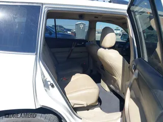2012 Toyota Highlander Limited with VIN 5TDYK3EH5CS081107, listed as a IAAI auction lot 41659577 with 191,177 mi miles. Bid and sale history available at carsss.com. Image 8.