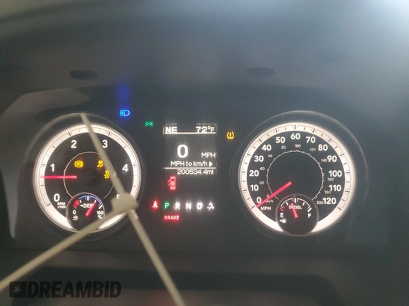 2015 Ram 2500 SLT with VIN 3C6UR5DL1FG573719, listed as a Copart auction lot 56187795 with 200,534 mi miles and Salvage title. Bid and sale history available at DreamBid. Image 9.