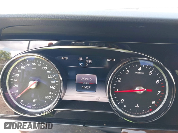 2018 Mercedes-Benz E 300 z VIN WDDZF4KB7JA432582, wystawiony jako IAAI lot #42220866 z przebiegiem 52 437 mil mil oraz . Historia ofert i sprzedaży dostępna na DreamBid. Obrazek 7.