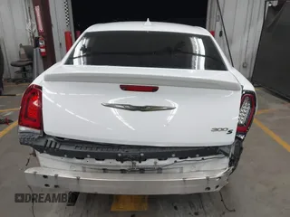 2018 Chrysler 300 with VIN 2C3CCABG9JH265201, listed as a IAAI auction lot 41782389 with 129,137 mi miles. Bid and sale history available at carsss.com. Image 17.