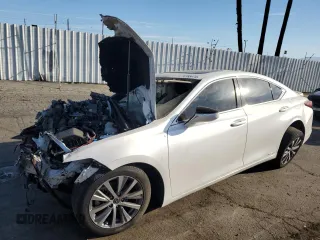 2021 Lexus ES with VIN 58ACA1C12MU003361, listed as a Copart auction lot 74753474 with 118,571 mi miles and Salvage Title. Bid and sale history available at carsss.com. Image 1.