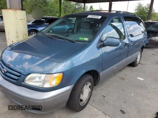 2001 Toyota Sienna LE with VIN 4T3ZF13C51U399874, listed as a Copart auction lot 57933494 with 0 mi miles and Clean Title. Bid and sale history available at carsss.com. Image 1.