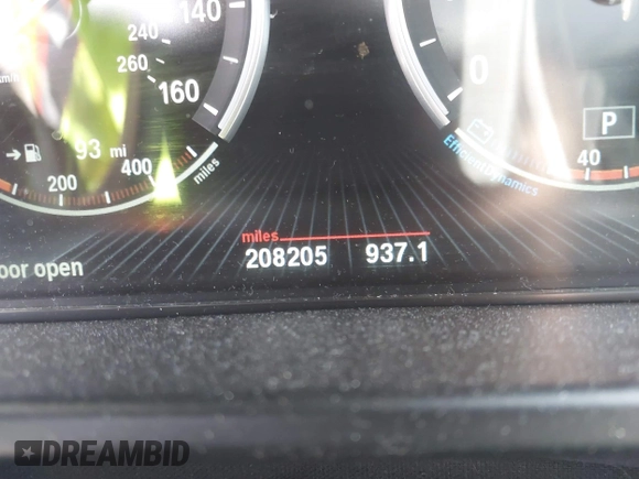 2014 BMW X5 xDrive35i with VIN 5UXKR0C57E0H20944, listed as a IAAI auction lot 42011451 with 208,205 mi miles. Bid and sale history available at carsss.com. Image 15.