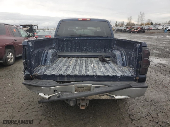 2006 Chevrolet Silverado 1500 LT1 with VIN 2GCEC19T861138804, listed as a Copart auction lot 43200825 with 255,642 mi miles and Salvage Title. Bid and sale history available at carsss.com. Image 6.