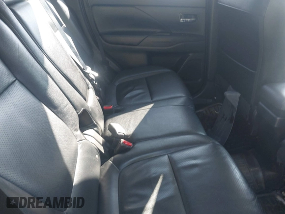 2016 Mitsubishi Outlander SE with VIN JA4AZ3A34GZ035189, listed as a IAAI auction lot 41531995 with 227,574 mi miles and . Bid and sale history available at DreamBid. Image 8.