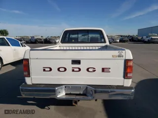 1992 Dodge Dakota with VIN 1B7FL23X0NS581033, listed as a Copart auction lot 72280124 with 101,559 mi miles and Clean Title. Bid and sale history available at carsss.com. Image 6.