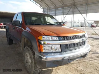 2004 Chevrolet Colorado LS Z85 with VIN 1GCDT196948169415, listed as a IAAI auction lot 41564522 with 225,371 mi miles. Bid and sale history available at carsss.com. Image 1.