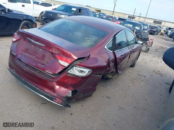 2015 Chrysler 200 Limited with VIN 1C3CCCAB5FN712817, listed as a IAAI auction lot 41239906 with 115,715 mi miles. Bid and sale history available at carsss.com. Image 4.