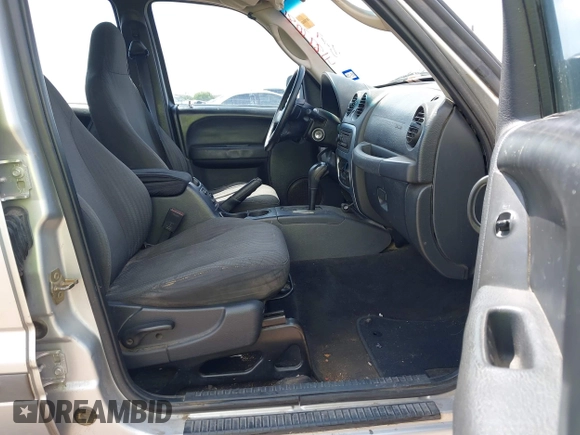 2004 Jeep Liberty Sport with VIN 1J4GK48K04W107472, listed as a IAAI auction lot 41897085 with 234,492 mi miles and . Bid and sale history available at DreamBid. Image 5.