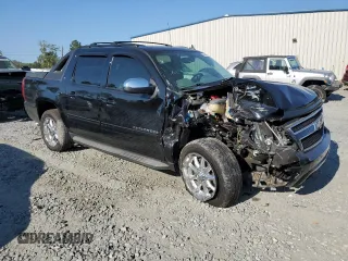 2010 Chevrolet Avalanche LT with VIN 3GNNCFE0XAG266980, listed as a Copart auction lot 69102634 with 40,978 mi miles and Salvage Title. Bid and sale history available at carsss.com. Image 4.