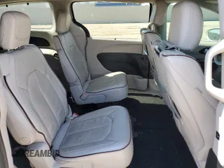 2017 Chrysler Pacifica Limited z VIN 2C4RC1GG4HR607740, wystawiony jako Copart lot #53989725 z przebiegiem 158 148 mil mil oraz Szkoda całkowita • Salvage title. Historia ofert i sprzedaży dostępna na DreamBid. Obrazek 11.