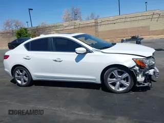 2015 Acura ILX z VIN 19VDE1F34FE009447, wystawiony jako IAAI lot #41953691 z przebiegiem 98 492 mil mil oraz . Historia ofert i sprzedaży dostępna na DreamBid. Obrazek 14.