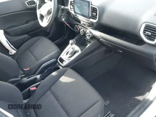 2022 Hyundai Venue SE with VIN KMHRB8A30NU134852, listed as a IAAI auction lot 41346732 with 45,086 mi miles and . Bid and sale history available at DreamBid. Image 5.