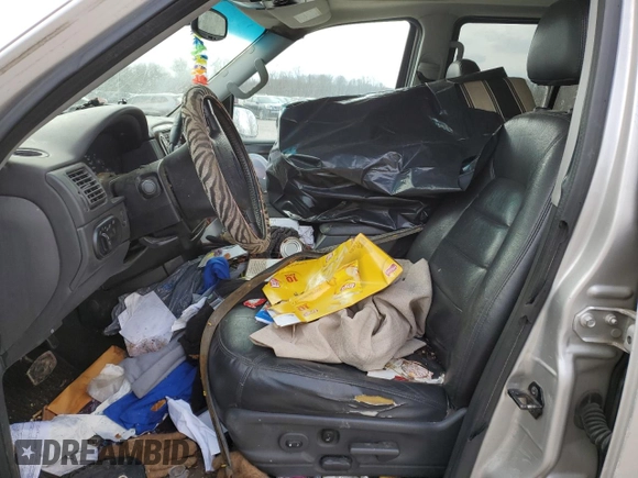 2005 Ford Explorer Limited с VIN 1FMZU75W55UB91766, выставлен на аукционе Copart как лот 46377805 с пробегом Не указан миль и Списание • Salvage title. История ставок и продаж доступна на DreamBid. Изображение 7.