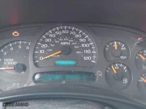 2006 Chevrolet Silverado 1500 LT2 with VIN 1GCEK19B06Z140810, listed as a IAAI auction lot 41564712 with 352,233 mi miles. Bid and sale history available at carsss.com. Image 7.