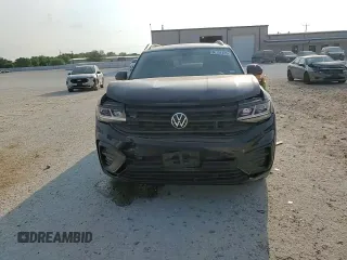 2023 Volkswagen Atlas SEL R-Line Black с VIN 1V2SR2CA4PC538657, выставлен на аукционе Copart как лот 60351125 с пробегом Не указан миль и Списание • Salvage title. История ставок и продаж доступна на DreamBid. Изображение 13.
