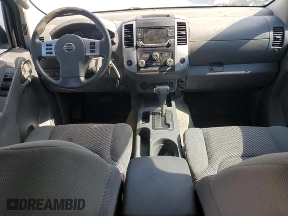 2016 Nissan Frontier SV z VIN 1N6AD0ER7GN724102, wystawiony jako Copart lot #55673905 z przebiegiem 158 342 mil mil oraz Czysty tytuł • Clean title. Historia ofert i sprzedaży dostępna na DreamBid. Obrazek 8.