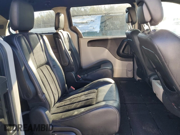 2018 Dodge Grand Caravan SXT z VIN 2C4RDGCG5JR264111, wystawiony jako Copart lot #54885495 z przebiegiem 143 107 mil mil oraz Szkody całkowita. Historia ofert i sprzedaży dostępna na DreamBid. Obrazek 12.