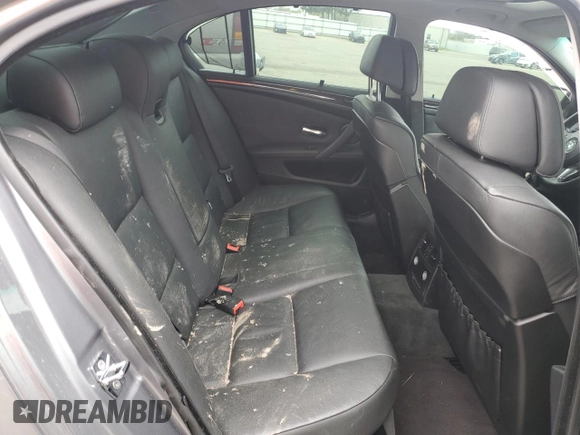 2008 BMW 5 Series 550i z VIN WBANW53598CT54180, wystawiony jako Copart lot #52365055 z przebiegiem 117 343 mil mil oraz Szkoda całkowita • Salvage title. Historia ofert i sprzedaży dostępna na DreamBid. Obrazek 10.