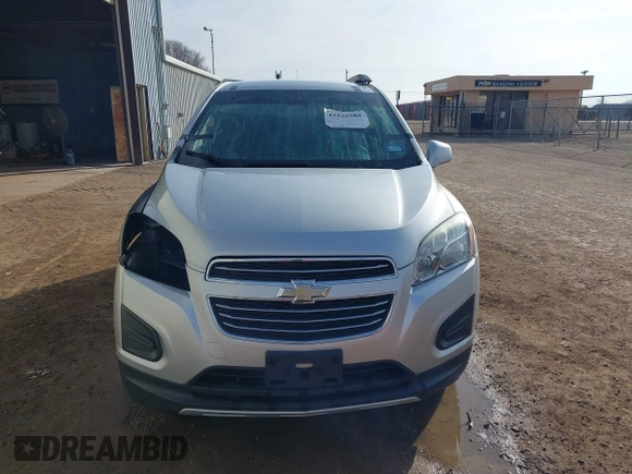 2015 Chevrolet Trax LT with VIN 3GNCJRSB0FL172030, listed as a IAAI auction lot 41523985 with 82,427 mi miles. Bid and sale history available at carsss.com. Image 13.
