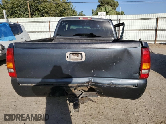 2000 Chevrolet Silverado 1500 with VIN 2GCEC19W1Y1396790, listed as a Copart auction lot 73387324 with 348,603 mi miles and Salvage Title. Bid and sale history available at DreamBid. Image 6.
