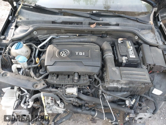 2015 Volkswagen Jetta SE z VIN 3VWD07AJ1FM277499, wystawiony jako IAAI lot #42085122 z przebiegiem 122 754 mil mil oraz . Historia ofert i sprzedaży dostępna na DreamBid. Obrazek 10.