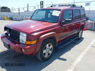 2007 Jeep Commander Sport z VIN 1J8HG48K97C530030, wystawiony jako IAAI lot #42471903 z przebiegiem 195 416 mil mil oraz . Historia ofert i sprzedaży dostępna na DreamBid. Obrazek 20.